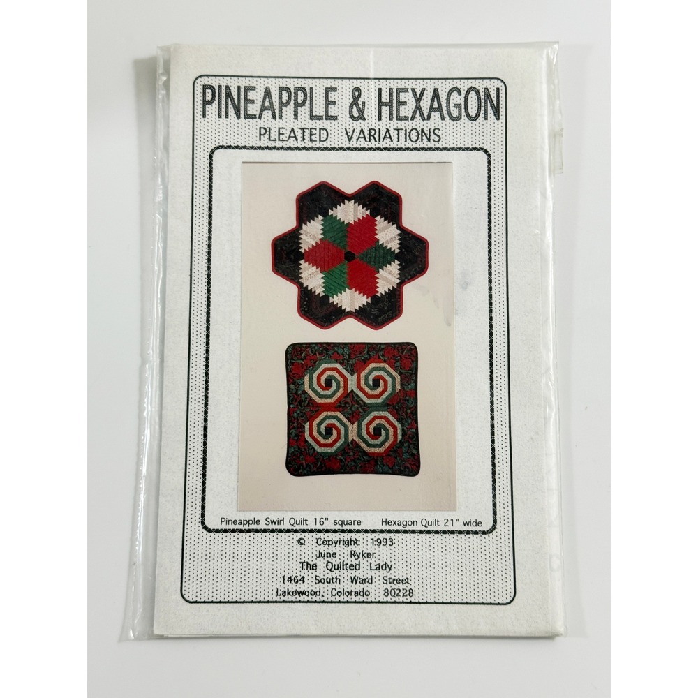 The Quilted Lady Quilt Pattern Unisex OS White Pineapple Hexagon Pleated 1993